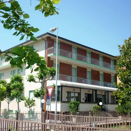 格拉迪奥拉酒店 酒店 2*